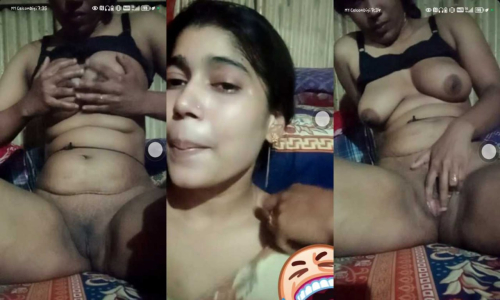 Beautiful Married Village Wife Showing Fingering