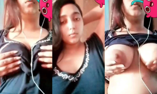 Beautiful Sexy Gf Playing With Her Boobies