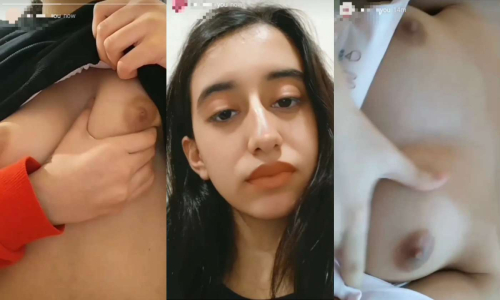 Sexy Girl Showing Her Boobs