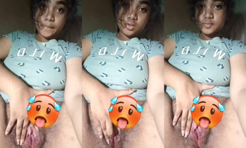 Very Horny Girl Masturbating Clit Out